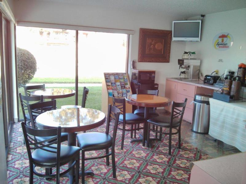 Redfinn Inn Fort Pierce Dış mekan fotoğraf